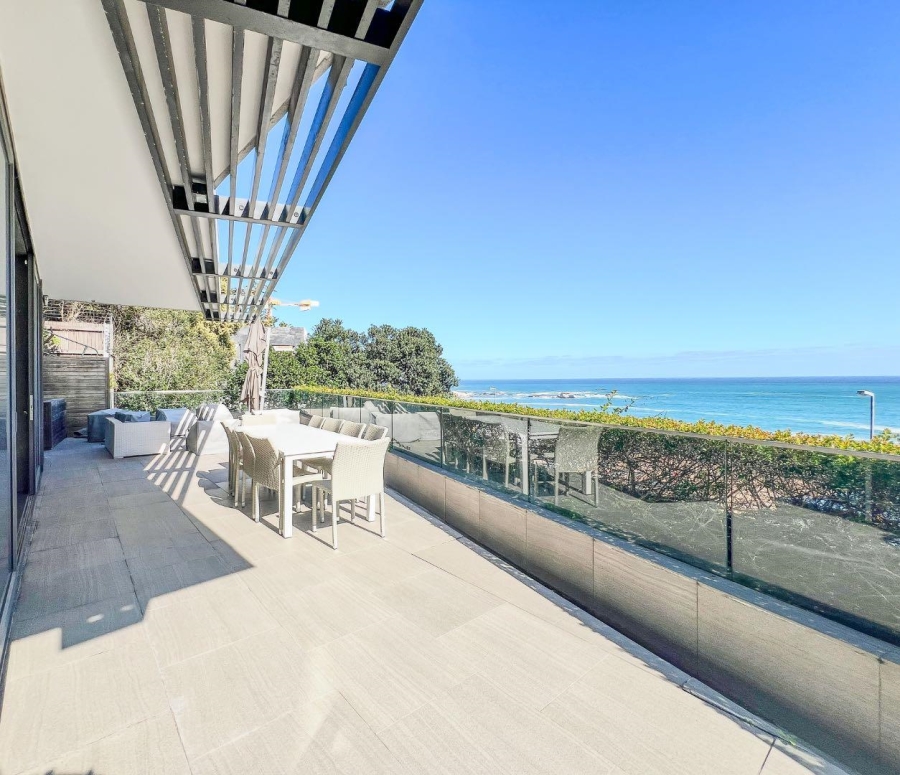 4 Bedroom Property for Sale in Clifton Western Cape